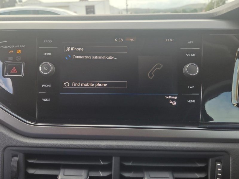 VOLKSWAGEN POLO